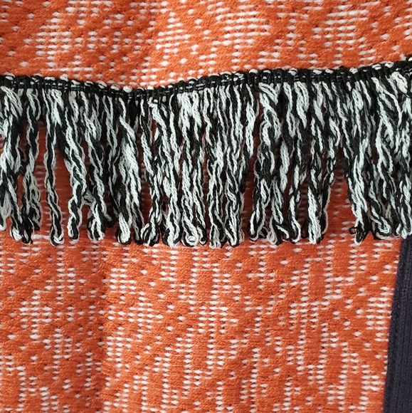 entro Boho Fringe Binge Oversized Vest. - Picture 8 of 10